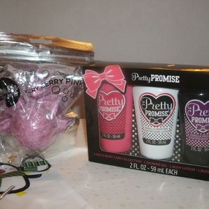 3 Piece Body Care Collection & Bath Bomb